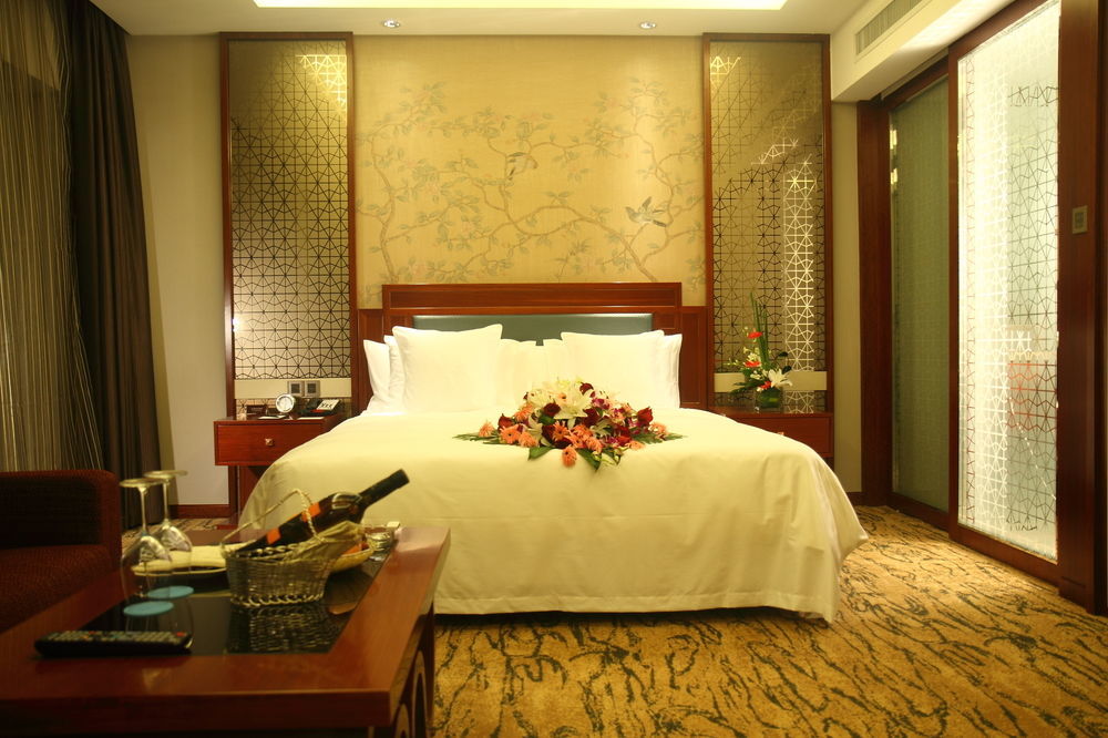Gloria Grand Hotel Wuxi Wuxi  Zewnętrze zdjęcie