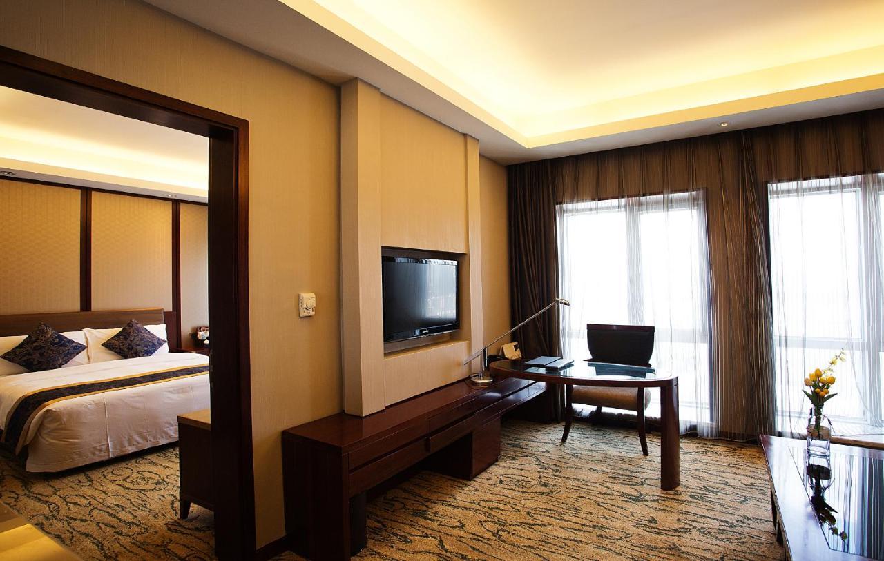 Gloria Grand Hotel Wuxi Wuxi  Zewnętrze zdjęcie